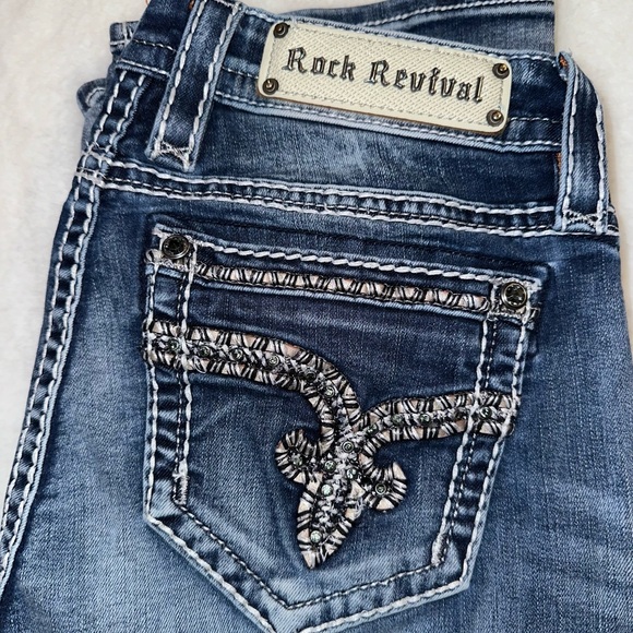 Rock Revival Jeans - Picture 1 of 5
